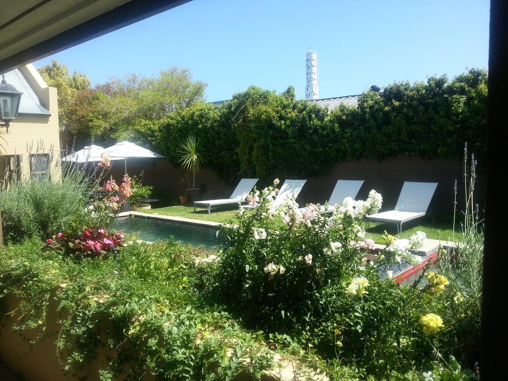 Aloe Guest House Германус Екстер'єр фото